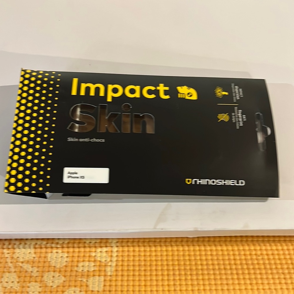 Impact skin for Apple IPhone XS by Rhinoshield. Impact dispersion no fingerprint